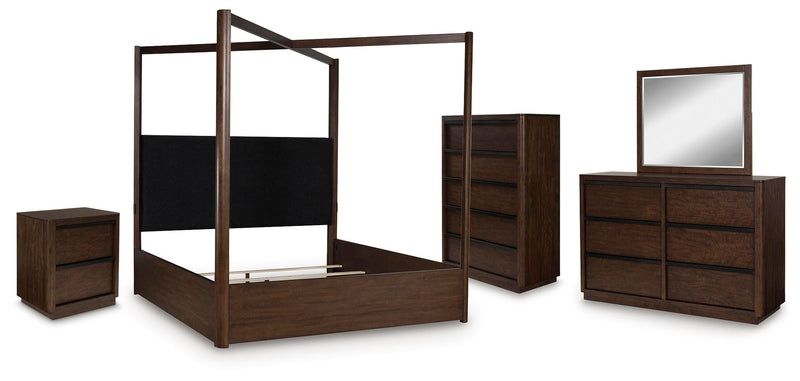 Dilenno Canopy Bed Bedroom Set