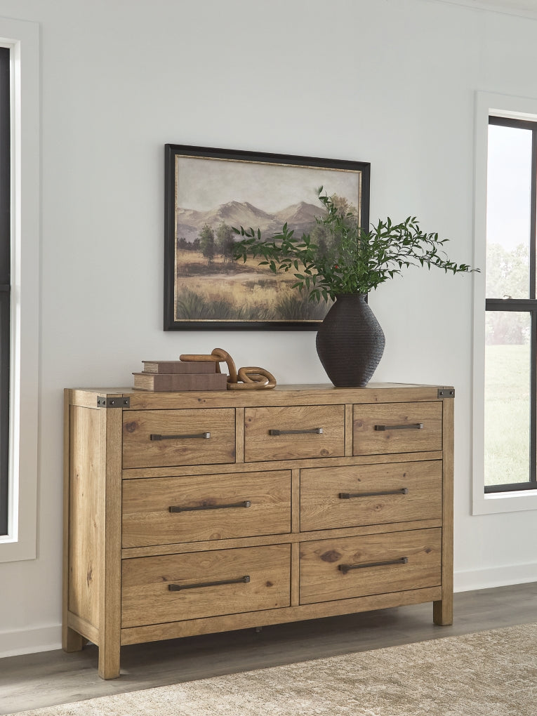 Ridgester Dresser & Chest