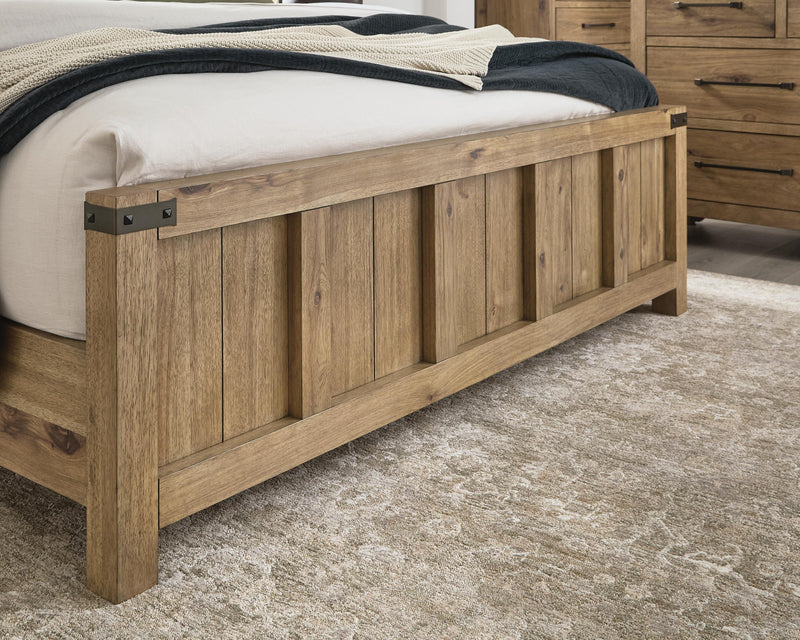 Ridgester Panel Bed