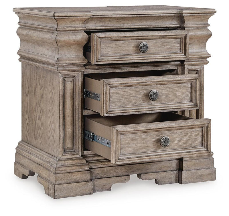 Blairhurst Panel Bed Bedroom Set
