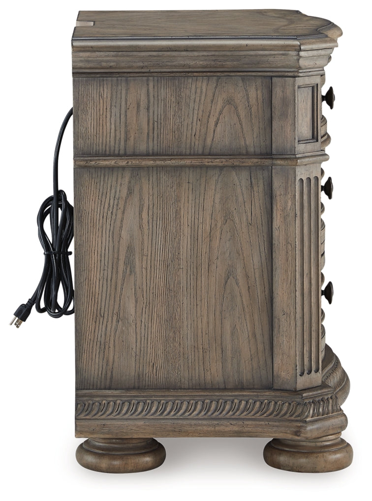 Mesa de noche de tres cajones Ardenfield