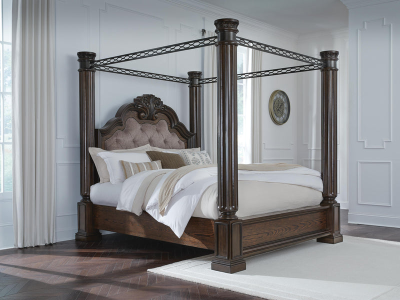 Cama con dosel Maylee