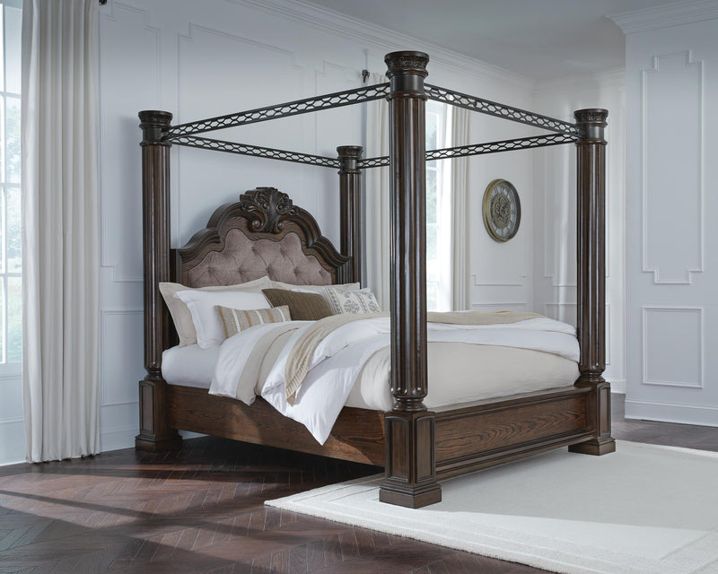 Maylee Canopy Bed Bedroom Set