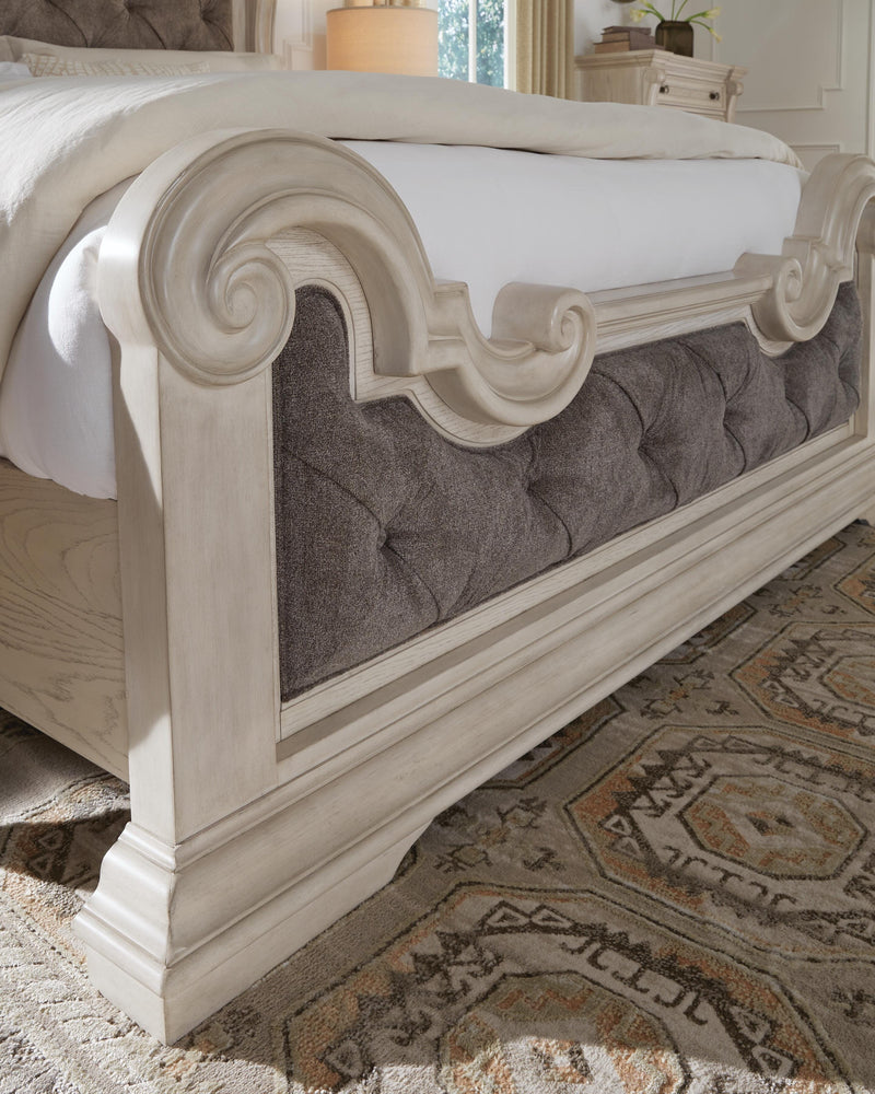 Cama de paneles tapizada Andonhall