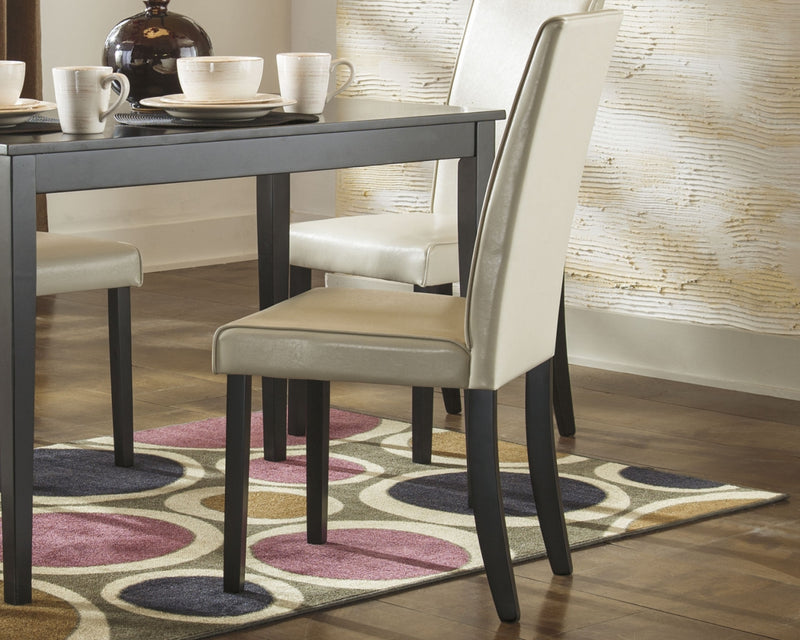 Silla de comedor tapizada Kimonte