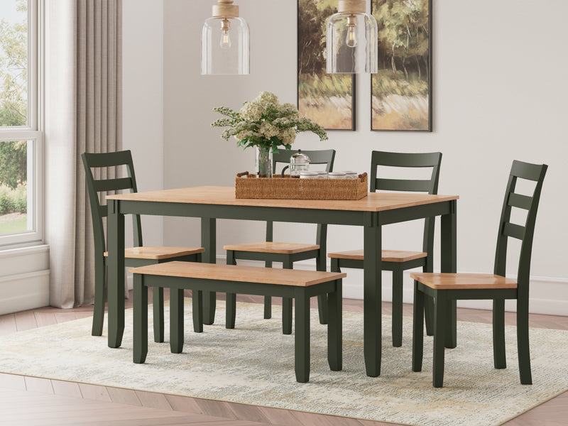 Gesthaven Dining Set (Up to 4 Barstools)