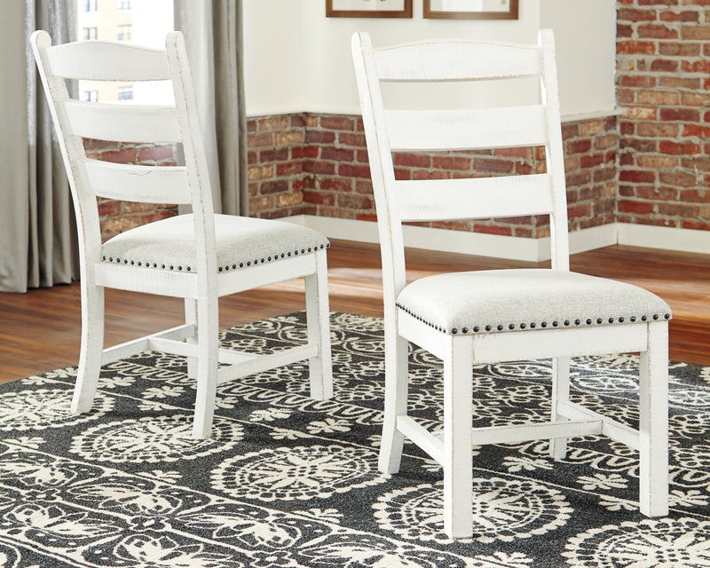 Valebeck Dining Set (Up to 8 Chairs)