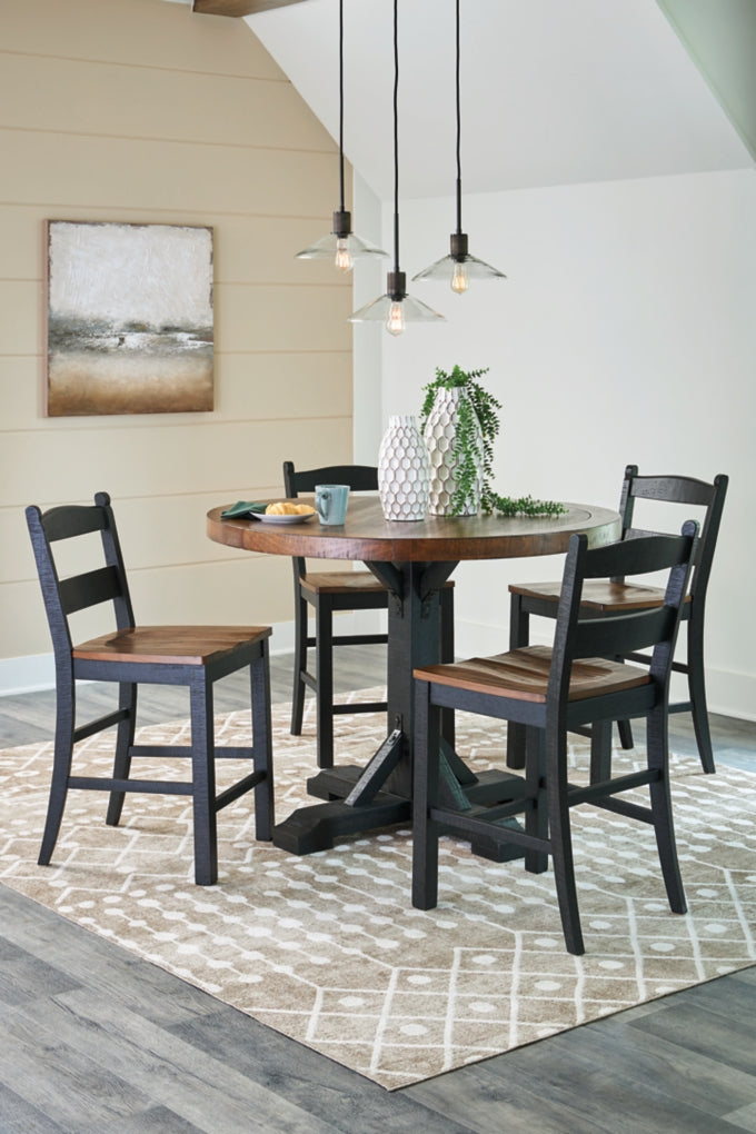 Valebeck Dining Set (Up to 8 Chairs)