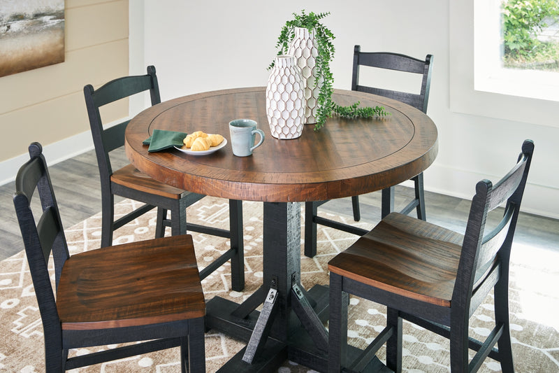 Valebeck Dining Set (Up to 8 Chairs)