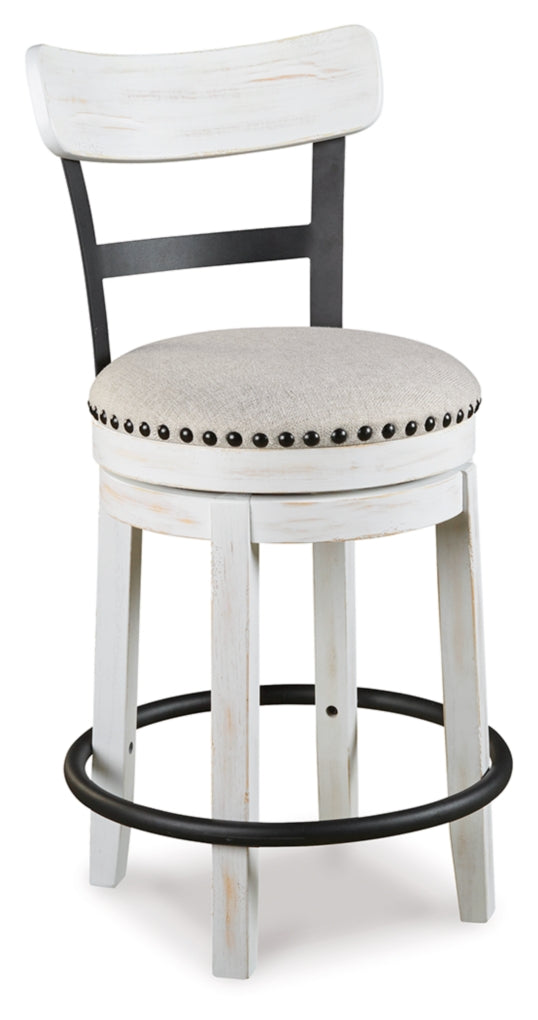 Valebeck Dining Set (Up to 8 Chairs)