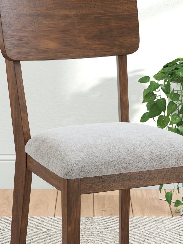 Silla lateral tapizada de comedor Lyncott