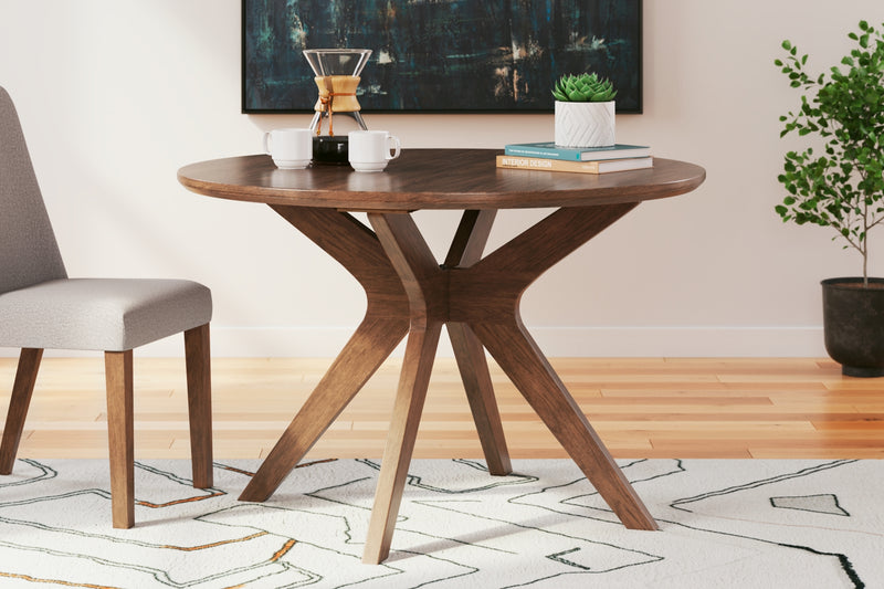 Lyncott Dining Room Table