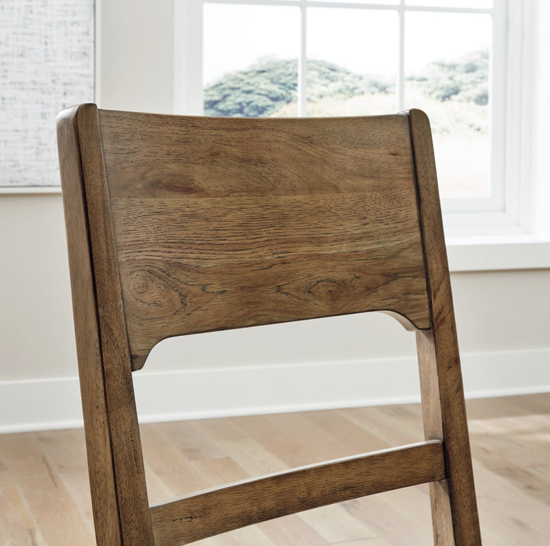 Cabalynn Dining Set (Up to 8 Chairs)