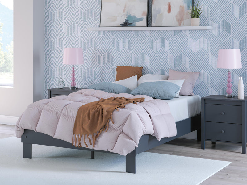 Simmenfort Platform Bed