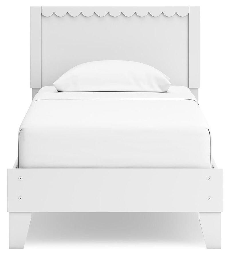 Hallityn Panel Platform Bed