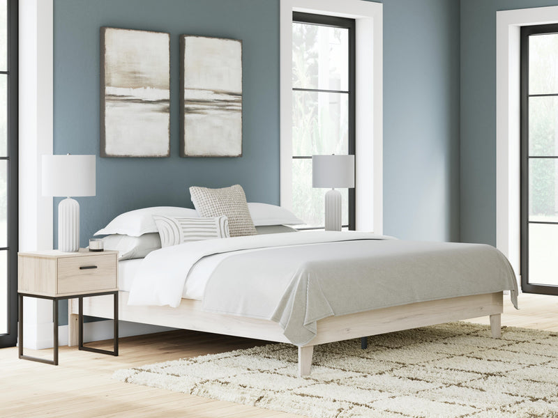 Socalle Platform Bed