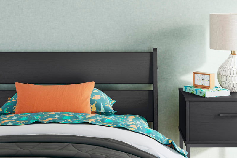 Socalle Panel Platform Bed