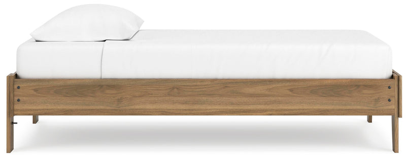 Deanlow Platform Bed