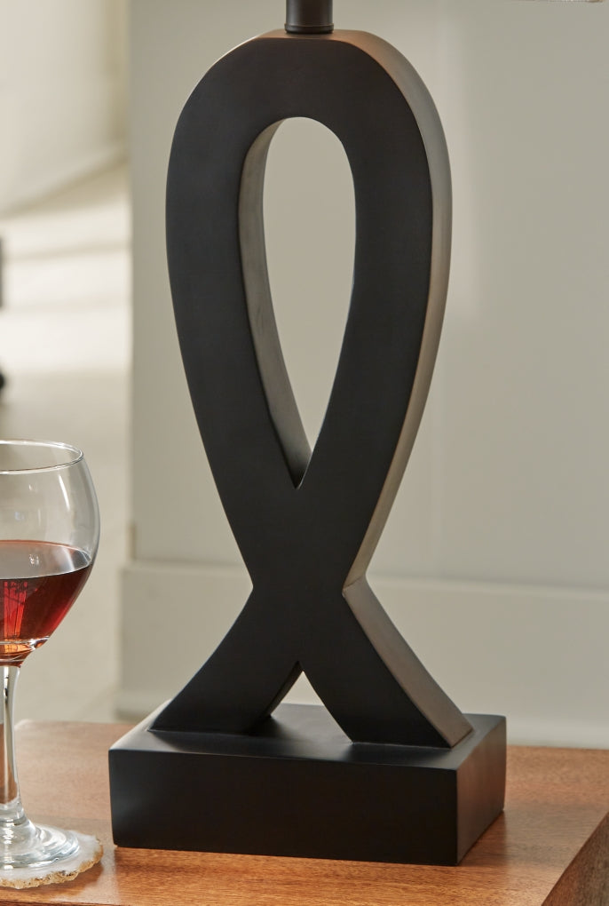 Lámpara de mesa Markellton Poly