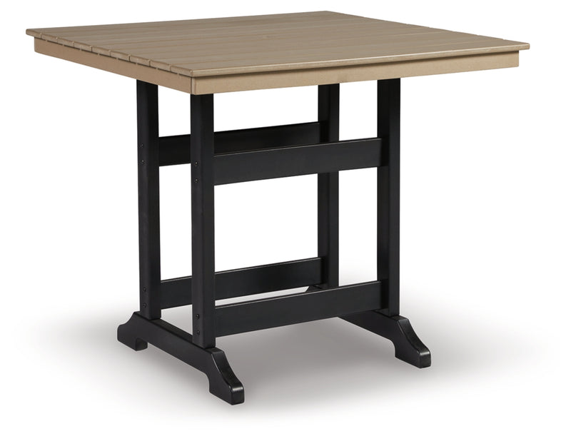 Fairen Trail Table With Umbrella Option