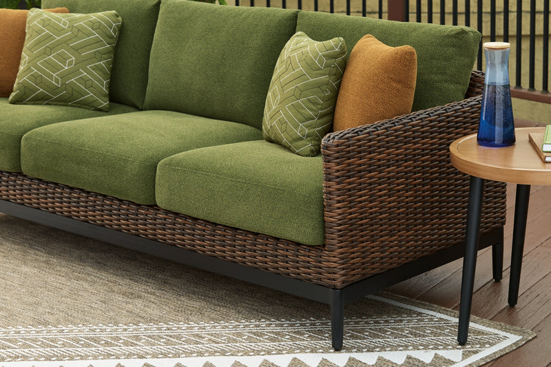 Horizon Hall Outdoor Seating