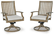 Rainier Ranch Outdoor Seating