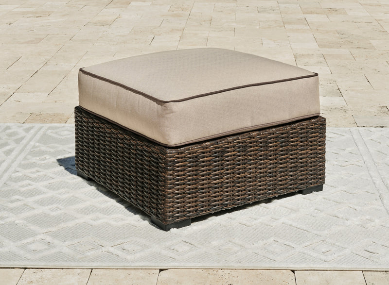 Coastline Bay Outdoor Seating
