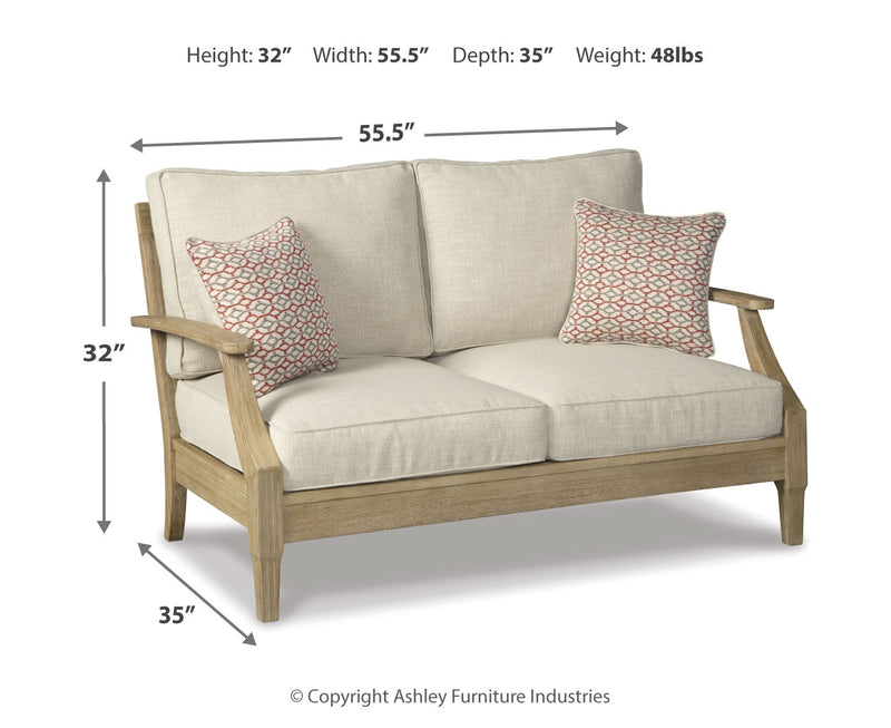 Clare View Outdoor Seating