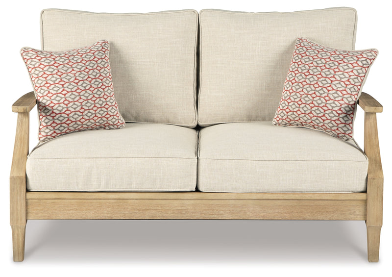 Clare View Outdoor Seating