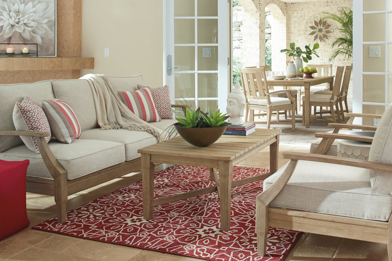 Clare View Outdoor Seating