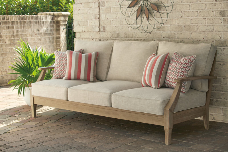 Clare View Outdoor Seating