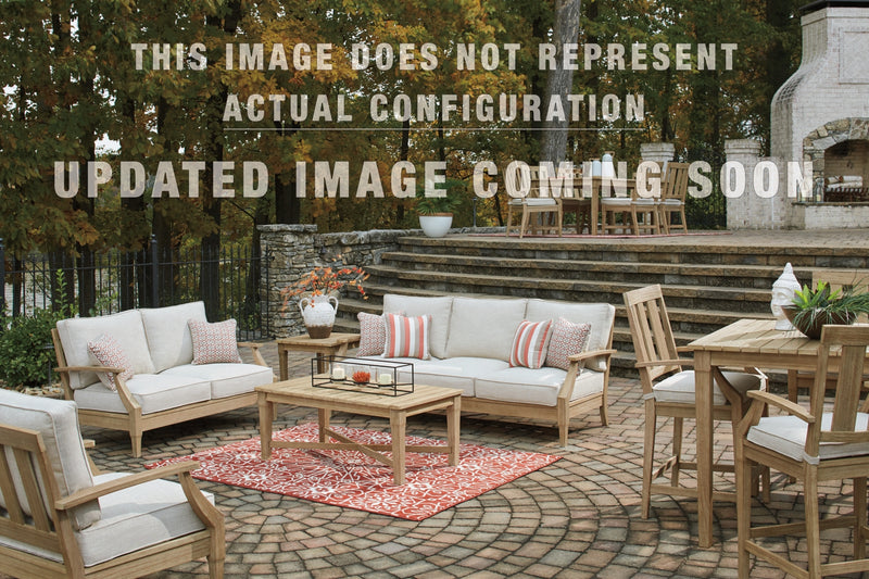 Clare View Outdoor Seating