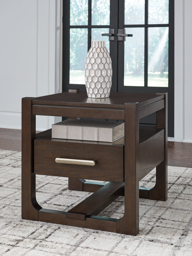 Breckington End Table