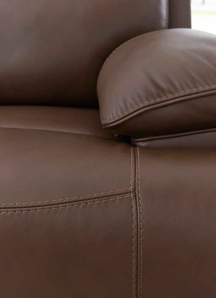 Sofá reclinable VonRyan con consola y reposacabezas ajustable